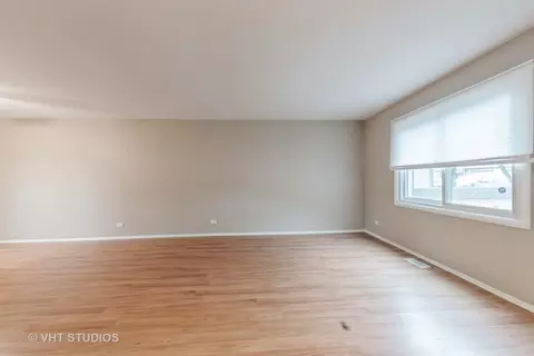 Other - 2549 Yarrow Ln, Rolling Meadows, IL 60008 photo 2 of 10