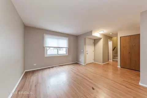 Other - 2549 Yarrow Ln, Rolling Meadows, IL 60008 photo 1 of 10