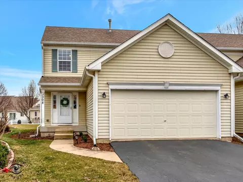 1308 Chestnut Cir, Yorkville, IL 60560