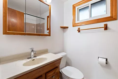 627 Maple Ct, Mount Prospect, IL 60056 photo 17