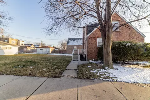 Exterior - 11001 S Peoria St, Chicago, IL 60643 photo 8 of 8