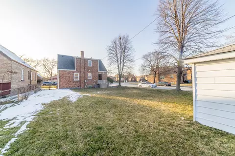 View/Area - 11001 S Peoria St, Chicago, IL 60643 photo 1 of 1
