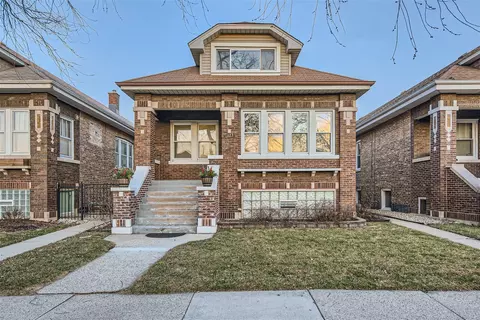 1923 Clinton Ave, Berwyn, IL 60402