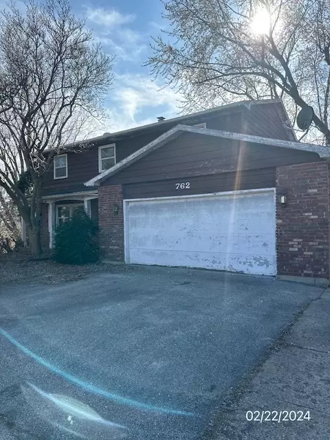 762 Hillside Ave, Antioch, IL 60002