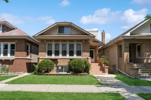 5518 W Dakin St, Chicago, IL 60641