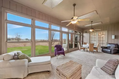 Living - 40 W536 Greenview Ln, Elgin, IL 60124 photo 5 of 7