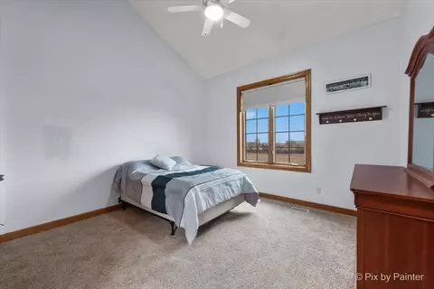 Bedroom - 40 W536 Greenview Ln, Elgin, IL 60124 photo 7 of 9