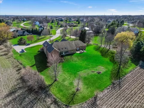 View/Area - 40 W536 Greenview Ln, Elgin, IL 60124 photo 1 of 4