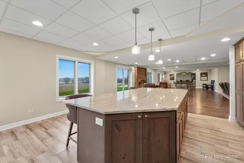 Kitchen - 40 W536 Greenview Ln, Elgin, IL 60124 photo 8 of 8