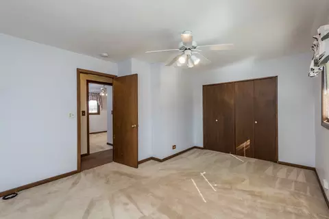 Bedroom - 4389 W Forest Ave, Gurnee, IL 60031 photo 3 of 3