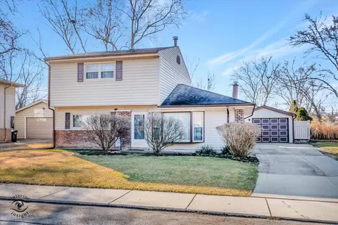 137 Nashua St, Park Forest, IL 60466