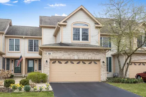 520 Harlowe Ln, Naperville, IL 60565