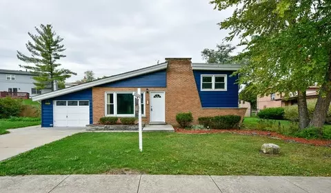 22 Norton Dr, Lemont, IL 60439