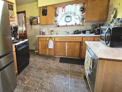 1118 Richard Ave, Berkeley, IL 60163 photo 4