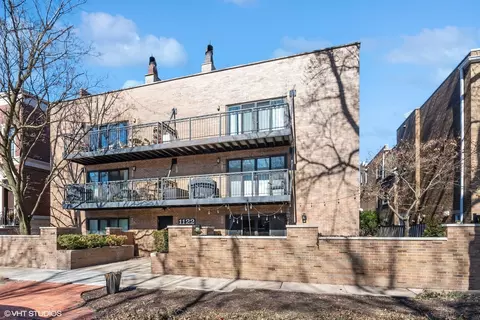 1122 W Altgeld St #3, Chicago, IL 60614