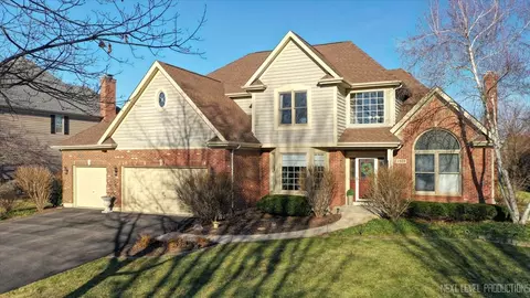 1451 Keim Cir, Geneva, IL 60134