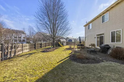 Exterior - 25132 Constitution Ct, Plainfield, IL 60544 photo 5 of 8