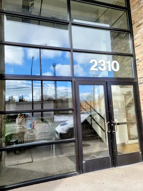 2310 S Canal St #207, Chicago, IL 60616