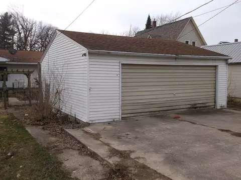 305 Mcdonald St, Walnut, IL 61376 photo 4