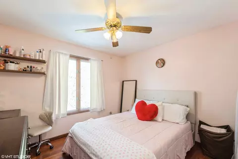Bedroom - 630 Addison St, Elgin, IL 60120 photo 2 of 5