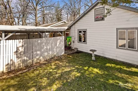 Exterior - 193 S Laurel Rd, Kankakee, IL 60901 photo 4 of 12