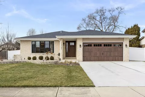 13744 Coghill Ln, Orland Park, IL 60462
