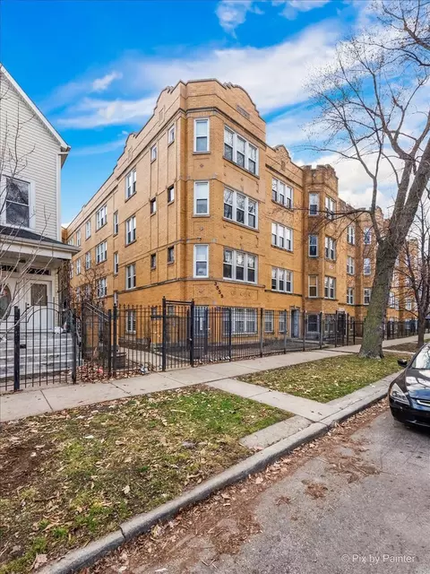 3555 W Lyndale St #GA, Chicago, IL 60647