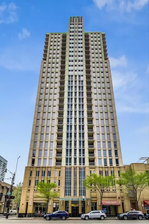 1250 S Michigan Ave #1900, Chicago, IL 60605