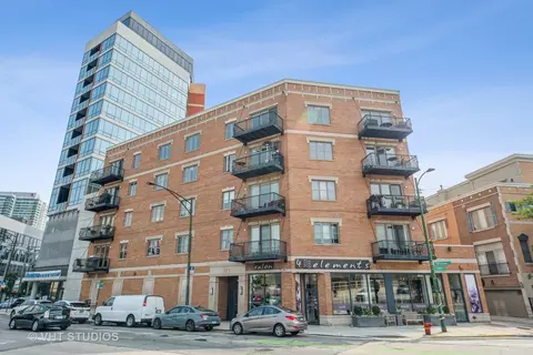 544 N Milwaukee Ave #502, Chicago, IL 60642