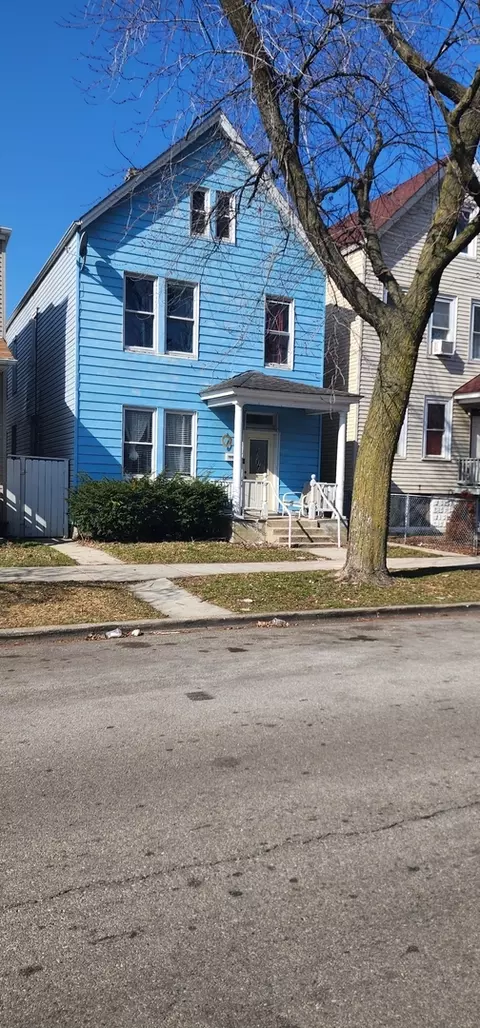 1512 S 49th Ave, Cicero, IL 60804