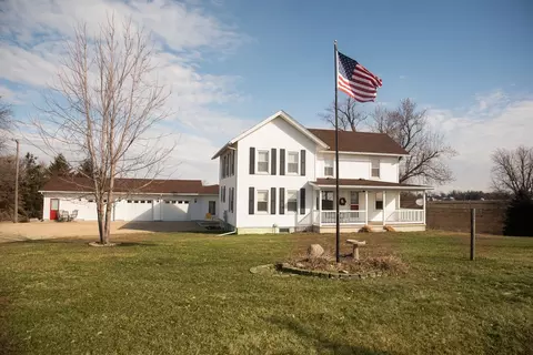 2462 Richardson Rd, West Brooklyn, IL 61378