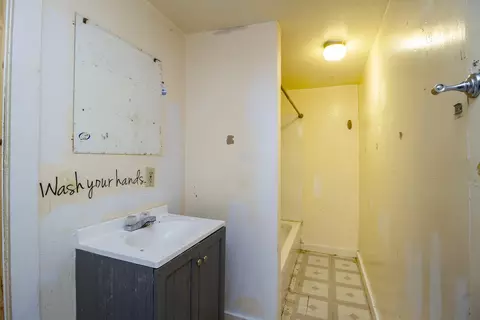 471 N Washington Ave, Kankakee, IL 60901 photo 7