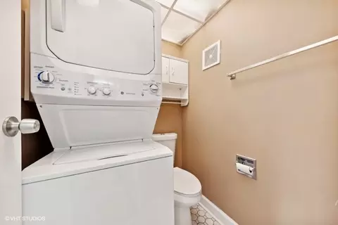 Other - 5511 Chateau Dr #6, Rolling Meadows, IL 60008 photo 3 of 4