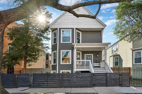 3305 W Belle Plaine Ave, Chicago, IL 60618