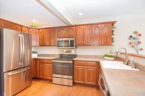 Kitchen - 712 Clairidge Green Cc Ct, Normal, IL 61761 photo 1 of 11