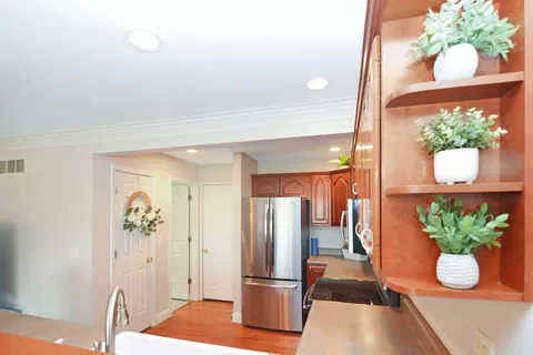 Kitchen - 712 Clairidge Green Cc Ct, Normal, IL 61761 photo 10 of 11