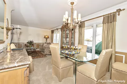 Dining - 1140 Hassell Rd, Hoffman Estates, IL 60169 photo 1 of 3