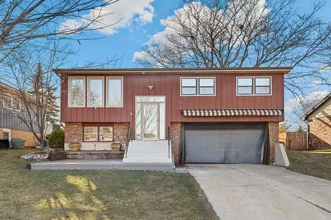 16030 Ozark Ave, Tinley Park, IL 60477