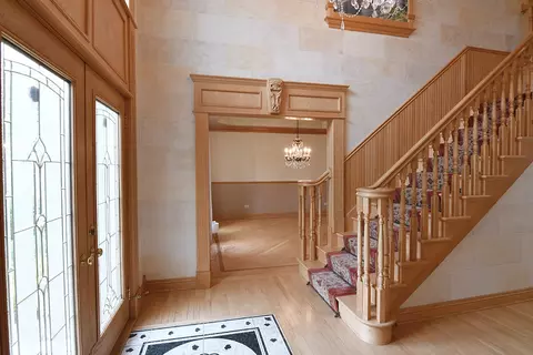 Entry Way - 30 W812 Warwick Way, Wayne, IL 60184 photo 1 of 3