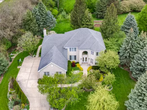 View/Area - 30 W812 Warwick Way, Wayne, IL 60184 photo 2 of 6