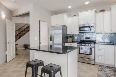 Kitchen - 3204 Shepard Rd, Normal, IL 61761 photo 4 of 6