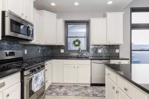 Kitchen - 3204 Shepard Rd, Normal, IL 61761 photo 3 of 6