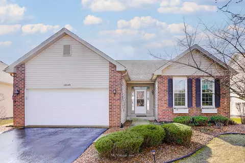 16849 Charleston Cir, Lockport, IL 60441