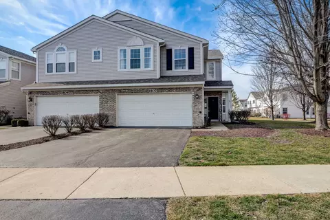 1807 Candlelight Cir, Montgomery, IL 60538