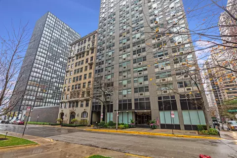 253 E Delaware Pl #8BC, Chicago, IL 60611