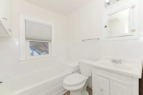 Bath - 308 S State St, Bloomington, IL 61701 photo 2 of 2