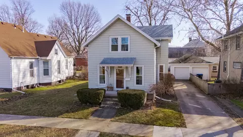 Exterior - 308 S State St, Bloomington, IL 61701 photo 2 of 13