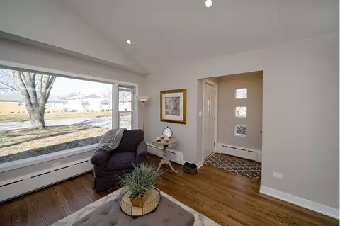 Living - 369 Amherst Ave, Des Plaines, IL 60016 photo 2 of 7