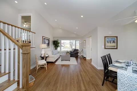Living - 369 Amherst Ave, Des Plaines, IL 60016 photo 1 of 7