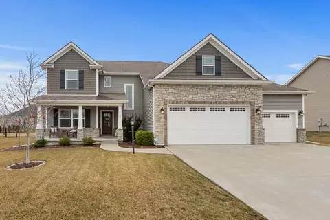 1107 Ashford Ct, Mahomet, IL 61853
